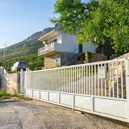 Olive Garden House In Zrnovnica With A View & Bbq Villa Exterior foto