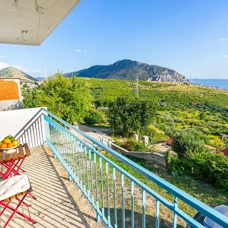 Olive Garden House In Zrnovnica With A View & Bbq Villa Exterior foto