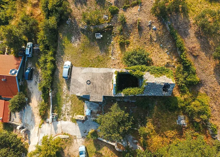Olive Garden House In Zrnovnica With A View & Bbq