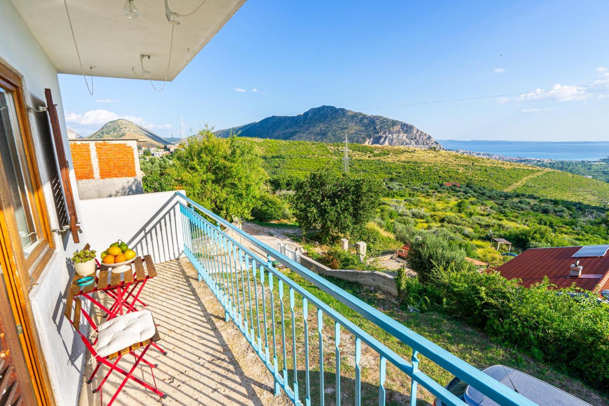 Holiday home Olive Garden House In With A View & Bbq *